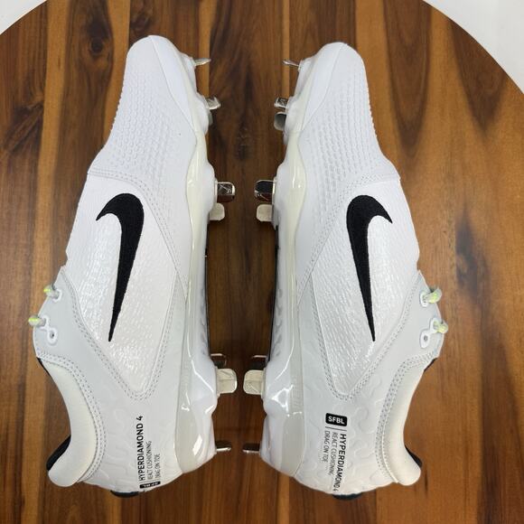 Nike Hyperdiamond 4 Elite Womens Size 9.5 Softball Cleats White Metal React NEW - Picture 11 of 13
